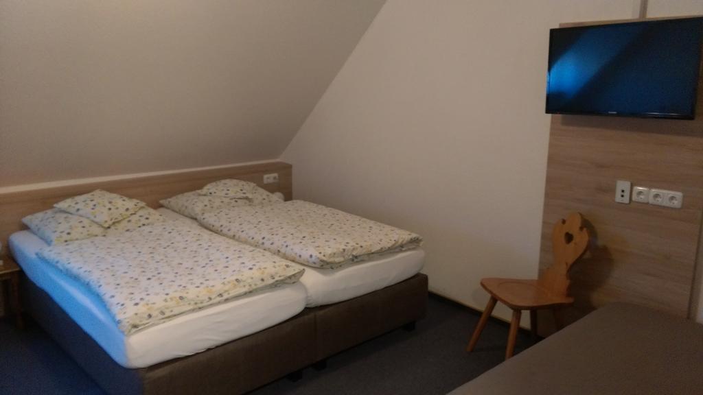 Gasthaus Pension Rezatgrund Windsbach Exteriér fotografie