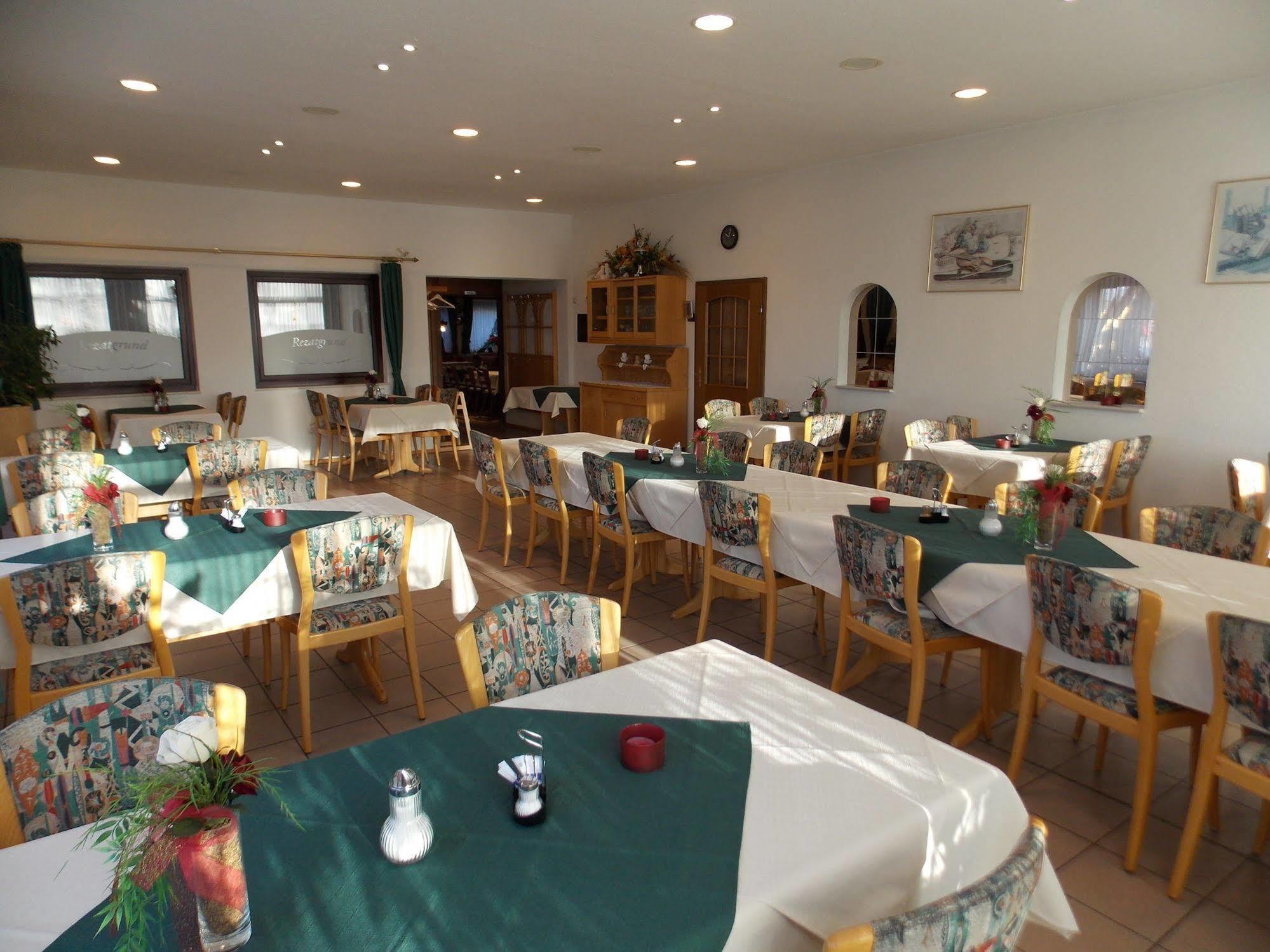 Gasthaus Pension Rezatgrund Windsbach Exteriér fotografie