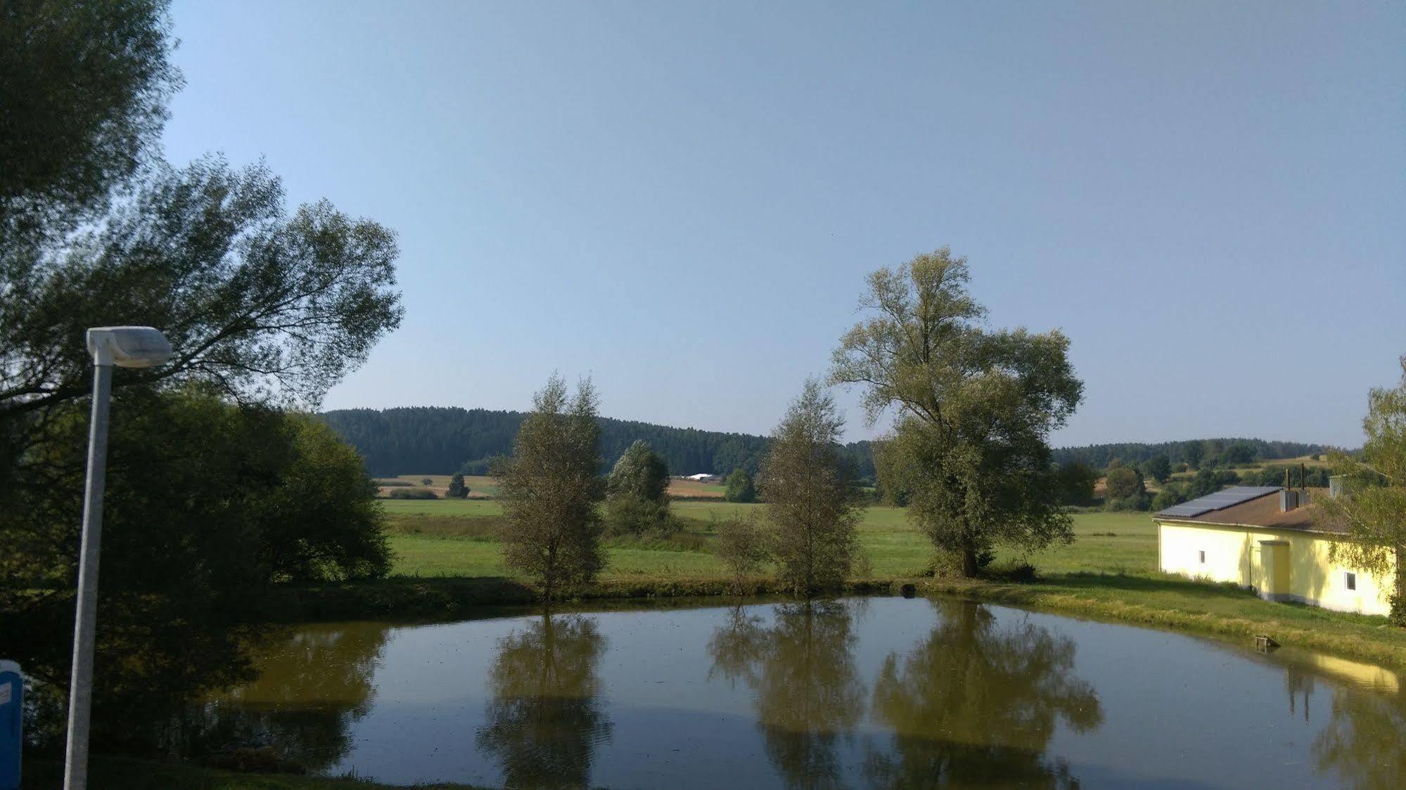 Gasthaus Pension Rezatgrund Windsbach Exteriér fotografie